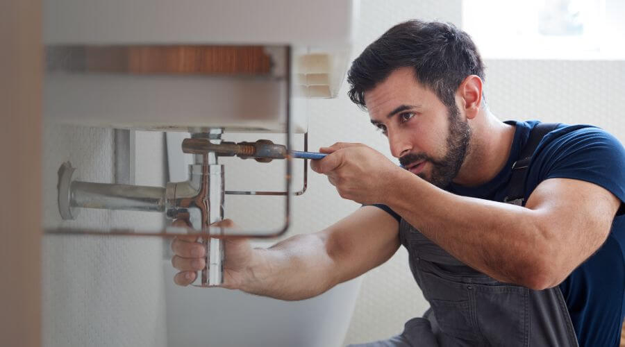 Local annual plumbing maintenance in Delta, MO